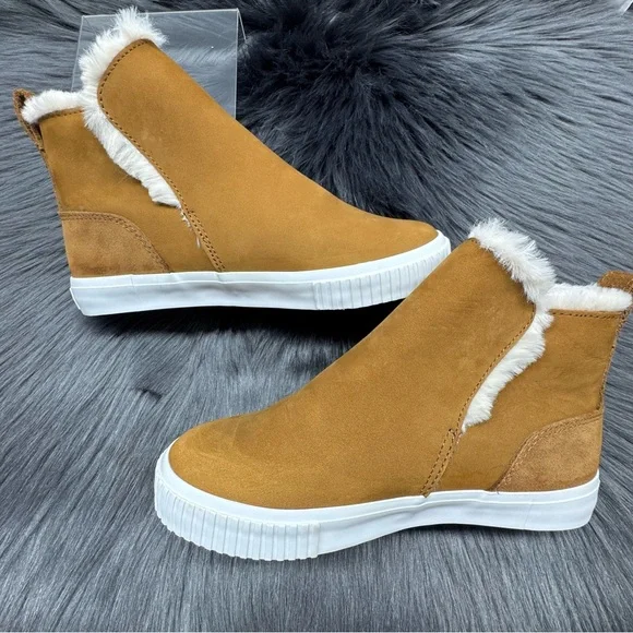 Timberland Women's Skyla Bay Pull-On Sneaker Ankle Booties Size 6 - Picture 6 of 9